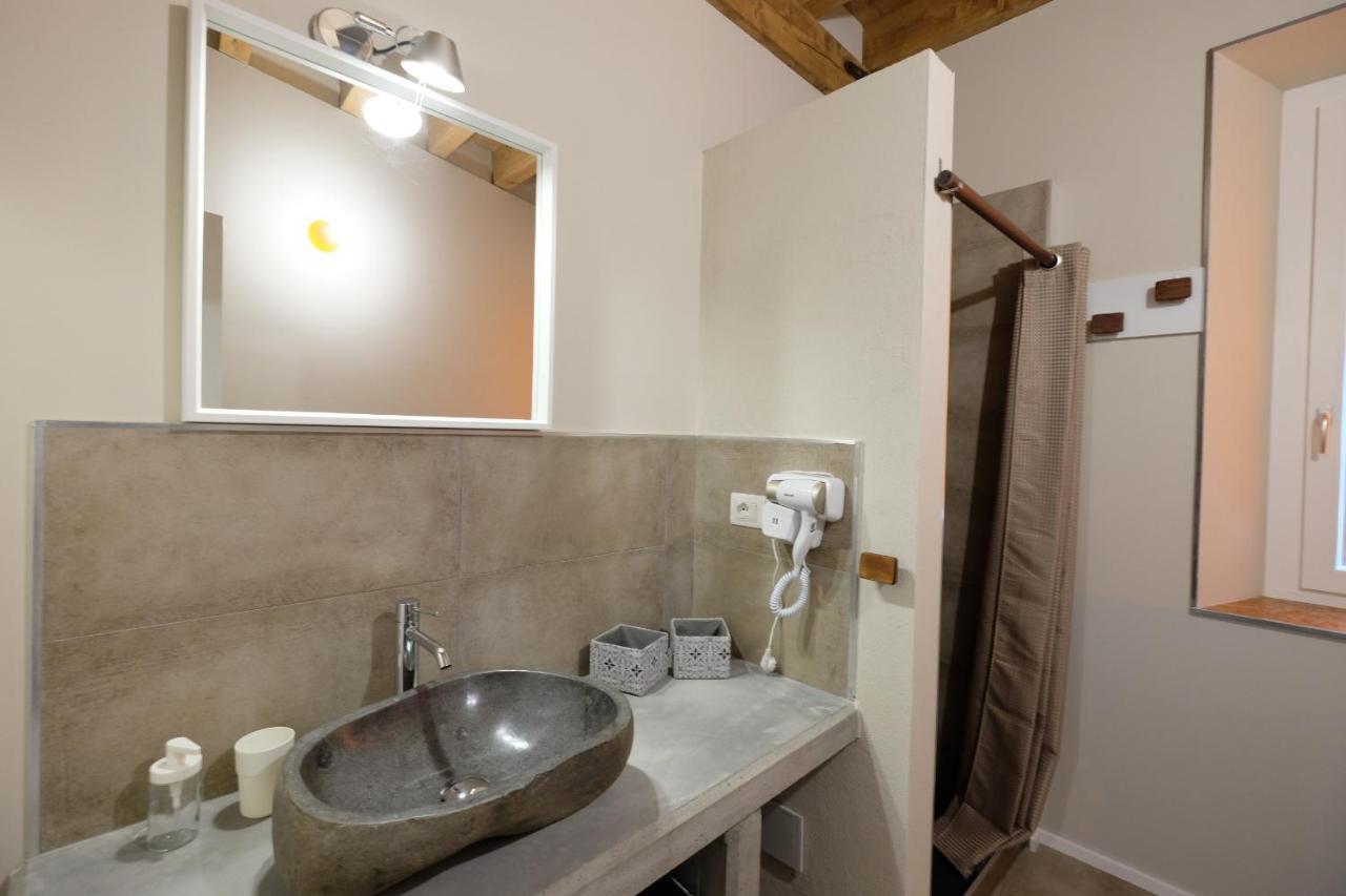 Appartement Domus LEYDI à Ivrée Extérieur photo
