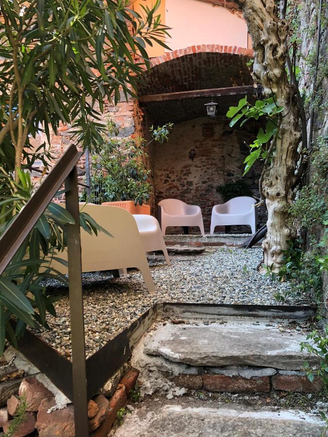 Appartement Domus LEYDI à Ivrée Extérieur photo