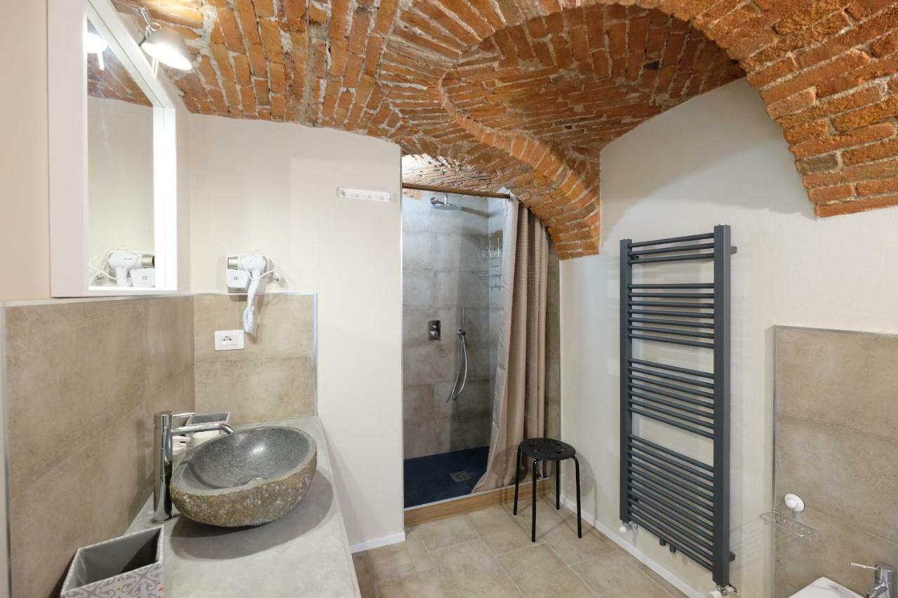 Appartement Domus LEYDI à Ivrée Extérieur photo