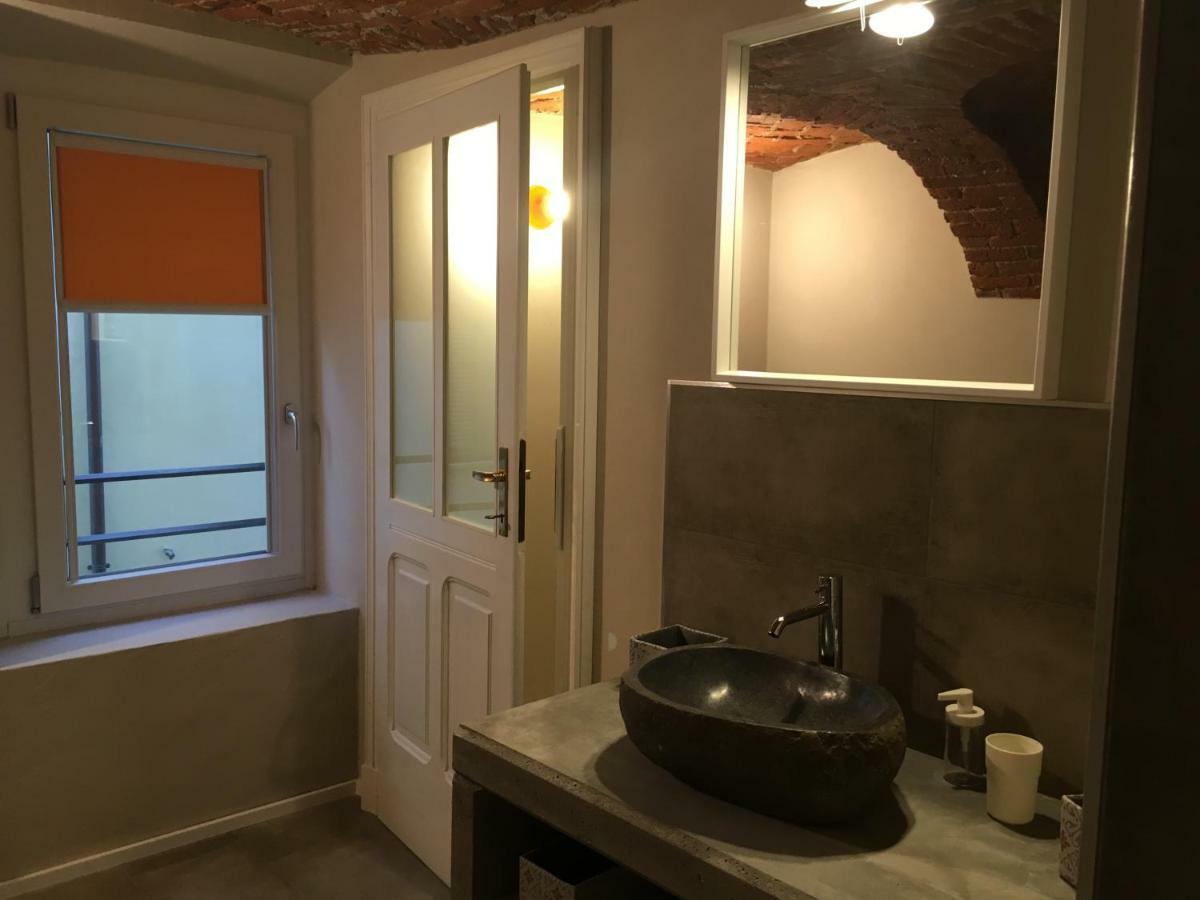 Appartement Domus LEYDI à Ivrée Extérieur photo