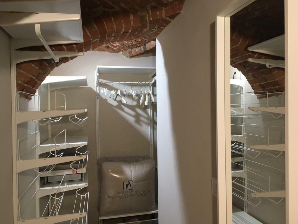 Appartement Domus LEYDI à Ivrée Extérieur photo