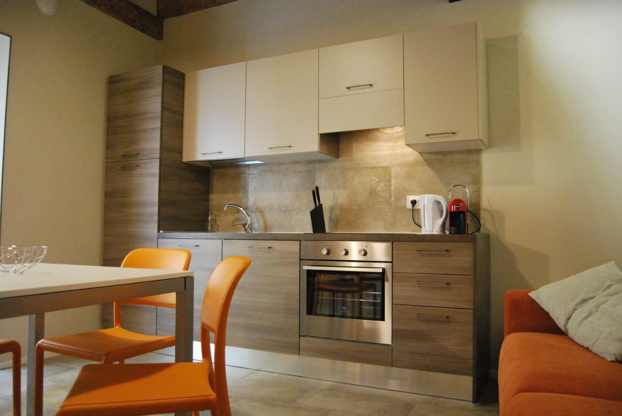 Appartement Domus LEYDI à Ivrée Extérieur photo