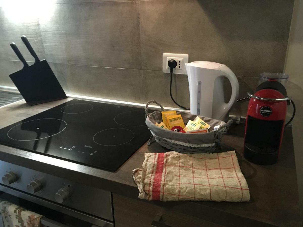 Appartement Domus LEYDI à Ivrée Extérieur photo