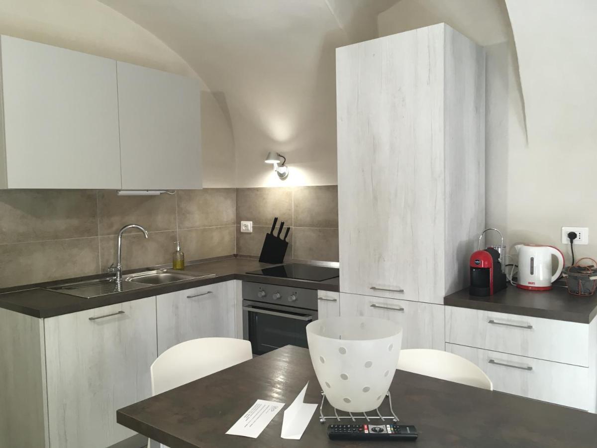 Appartement Domus LEYDI à Ivrée Extérieur photo